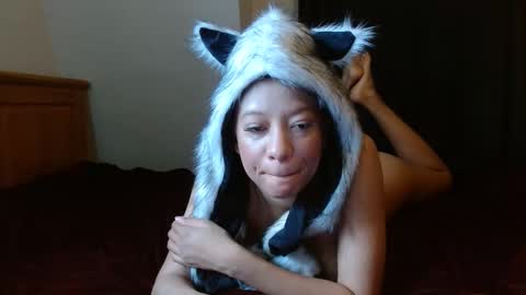 Snapshot of honeygoldenbaddie24 chatting on January 12, 6:13 pm honeygoldenbaddie24 online show from January 12, 6:13 pm