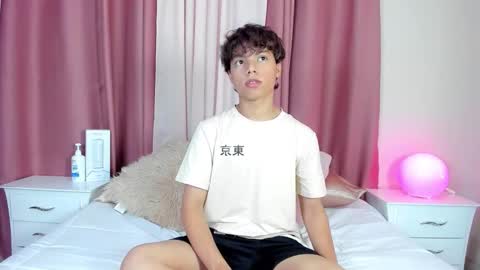 honeymoon_sariel online show from December 20, 8:27 pm