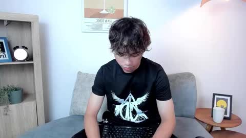 honeymoon_sariel online show from February 8, 1:03 pm