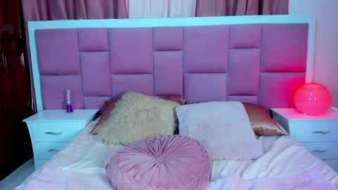honeymoon_sariel online show from May 24, 1:38 pm