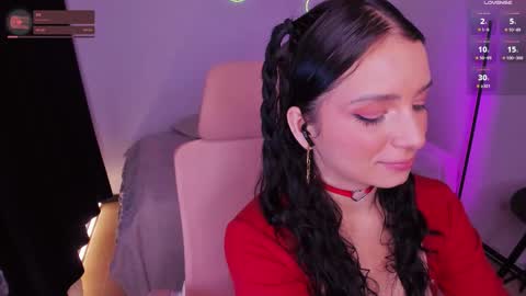 Snapshot of honeymoontea chatting on October 6, 2:20 am       online show from October 6, 2:20 am