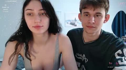 Noah and Sophie online show from April 17, 7:06 pm