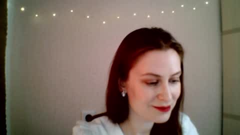 Snapshot of honeyy_bun chatting on April 23, 9:41 am honeyy_bun online show from April 23, 9:41 am