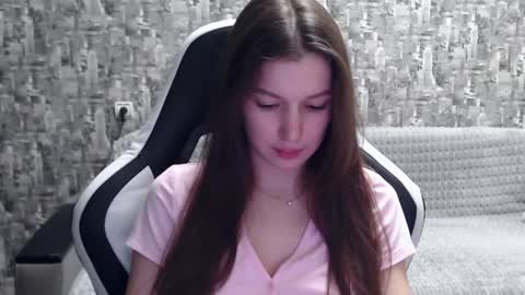 Snapshot of honeyynancyy chatting on December 3, 10:50 am Nancy online show from December 3, 10:50 am