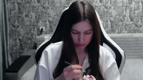 Snapshot of honeyynancyy chatting on February 27, 5:36 pm Nancy online show from February 27, 5:36 pm