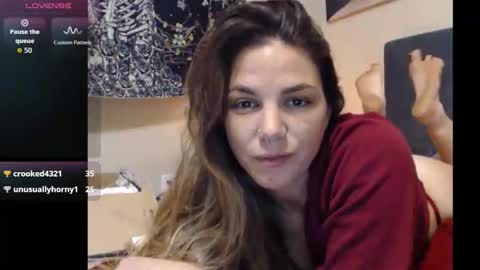 Snapshot of hoodhippy chatting on October 29, 4:15 am HoodHippy online show from October 29, 4:15 am