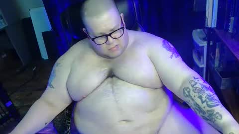 Snapshot of hoosierdaddyxl chatting on February 20, 6:30 pm Sir online show from February 20, 6:30 pm