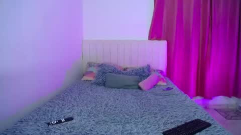 Snapshot of hoot_alicee chatting on June 8, 10:43 pm ONLYFANS online show from June 8, 10:43 pm