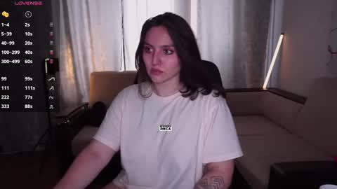Snapshot of hoot_owl_cb chatting on July 11, 9:27 pm Karina online show from July 11, 9:27 pm