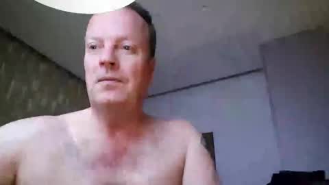 Snapshot of horn1618 chatting on May 15, 7:54 pm horn1618 online show from May 15, 7:54 pm
