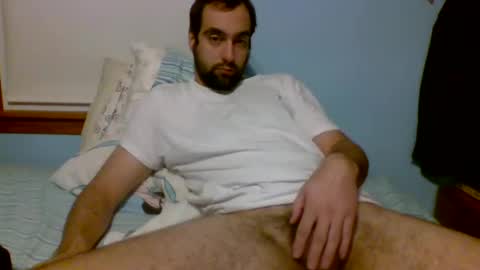 Snapshot of hornemike127 chatting on December 23, 10:44 pm hornemike127 online show from December 23, 10:44 pm