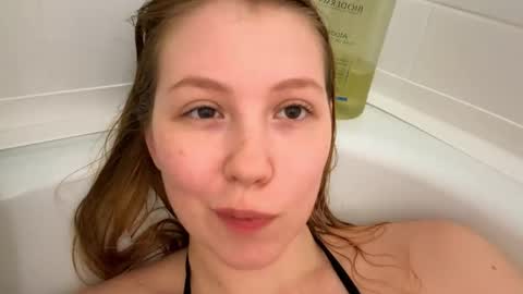 Audrey online show from March 10, 3:33 am