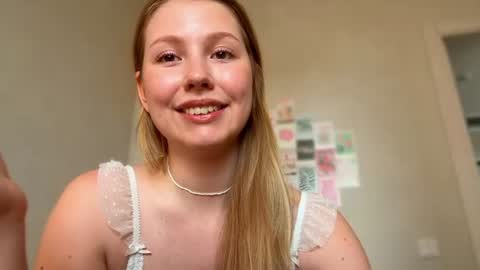Snapshot of horney_audrey chatting on June 29, 2:18 am Audrey online show from June 29, 2:18 am