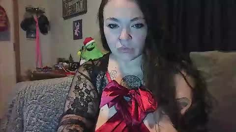 Snapshot of horneygirl88ddd chatting on December 15, 2:38 am horneygirl88ddd online show from December 15, 2:38 am