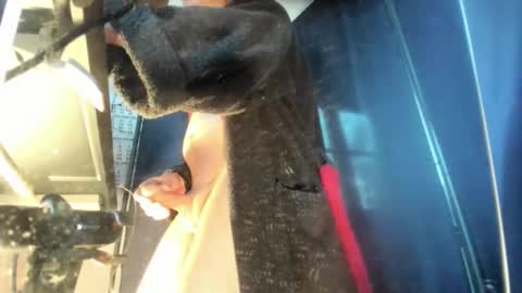 Snapshot of horny_87xxx chatting on November 4, 6:34 am Jan online show from November 4, 6:34 am