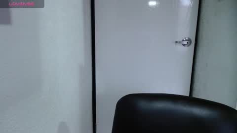 Snapshot of horny_and_daring chatting on February 23, 2:25 pm horny and daring online show from February 23, 2:25 pm