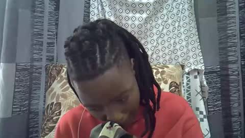 Snapshot of horny_baddie18 chatting on February 23, 9:39 am Leila online show from February 23, 9:39 am