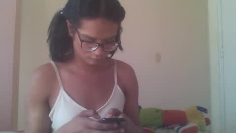 Snapshot of horny_brii chatting on July 15, 6:02 pm horny_brii online show from July 15, 6:02 pm
