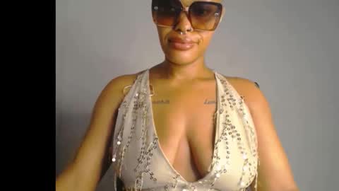 Snapshot of horny_ebonygirl_ chatting on February 4, 3:56 am horny_ebonygirl_ online show from February 4, 3:56 am
