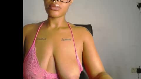 Snapshot of horny_ebonygirl_ chatting on February 9, 4:55 pm horny_ebonygirl_ online show from February 9, 4:55 pm