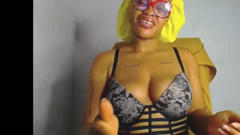 horny_ebonygirl_ online show from March 9, 6:06 am