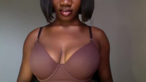 delilah online show from May 8, 10:53 am