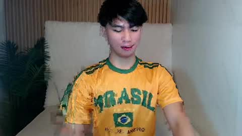 cum boy james online show from May 25, 1:33 am