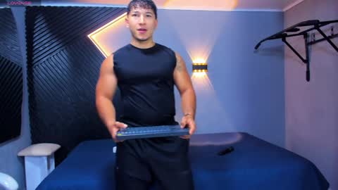 horny_nick18 online show from April 8, 11:32 am