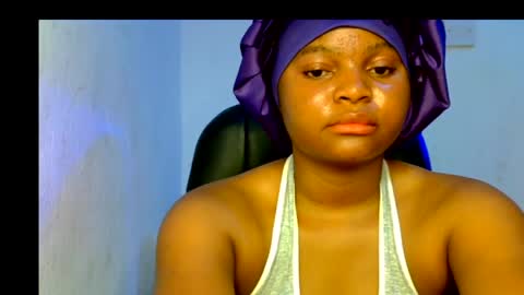 Snapshot of horny_slut0 chatting on March 25, 1:44 am Thelma online show from March 25, 1:44 am