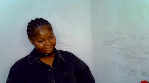 Snapshot of horny_slut0 chatting on June 5, 6:52 am Thelma online show from June 5, 6:52 am