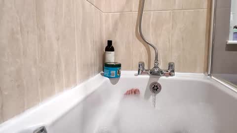 hornybiker1987 online show from April 12, 8:25 pm