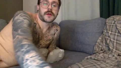 hornycouple0102 online show from April 2, 3:48 am