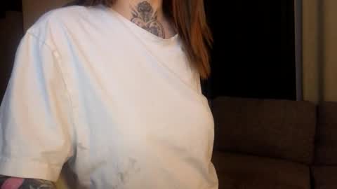 hornycouple0102 online show from April 7, 4:57 am