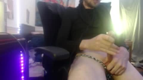 Snapshot of hornyfucktard chatting on February 10, 9:04 am Shea online show from February 10, 9:04 am