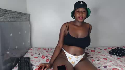 hornygal256 online show from October 3, 9:06 am