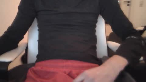 hornygermancollegeboy0 online show from November 29, 3:26 pm