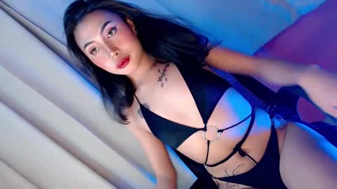 Snapshot of hornykylie047 chatting on January 5, 9:48 am hornykylie047 online show from January 5, 9:48 am