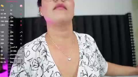 Snapshot of hornylatimommy chatting on July 8, 7:07 pm Natasha online show from July 8, 7:07 pm