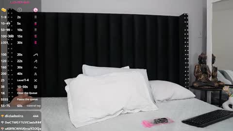 Snapshot of hornylatimommy chatting on July 15, 7:08 pm Natasha online show from July 15, 7:08 pm