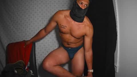 hornylightskin1999 online show from June 21, 4:15 am