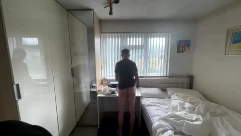 Snapshot of hornylondo chatting on September 15, 10:26 am Hornylondon online show from September 15, 10:26 am