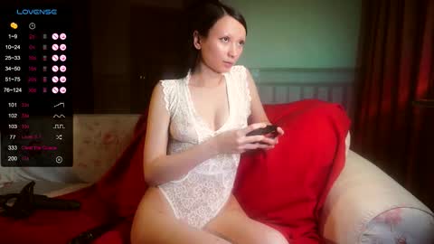 Snapshot of hornymoon666 chatting on October 11, 8:07 pm Hornymoon Moona online show from October 11, 8:07 pm