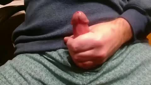 Snapshot of hornypilotguy chatting on December 5, 6:15 pm hornypilotguy online show from December 5, 6:15 pm