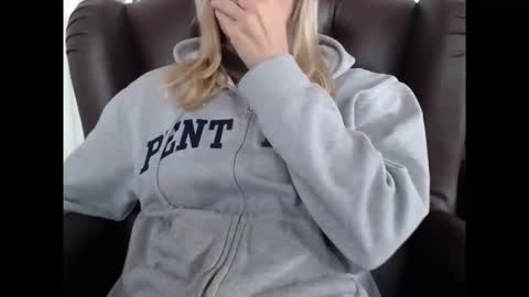 Hornyssima online show from October 10, 1:10 pm