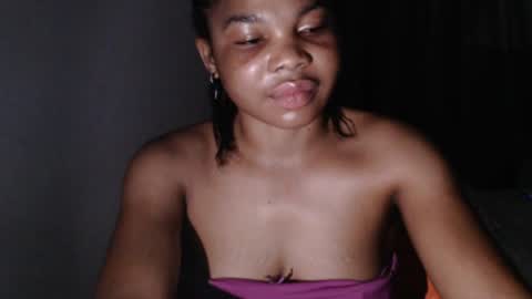 Snapshot of hornyxbum chatting on May 26, 9:00 pm hornyxbum online show from May 26, 9:00 pm