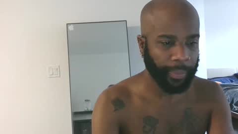 Snapshot of horus00 chatting on December 17, 1:16 pm Horus00 online show from December 17, 1:16 pm