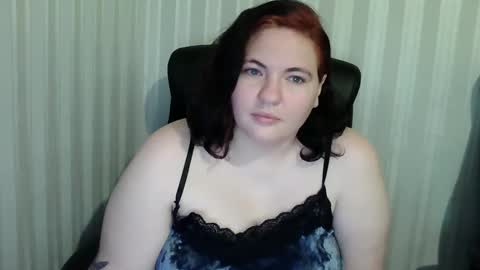 Snapshot of hot2panthers chatting on November 27, 6:59 am hot2panthers online show from November 27, 6:59 am