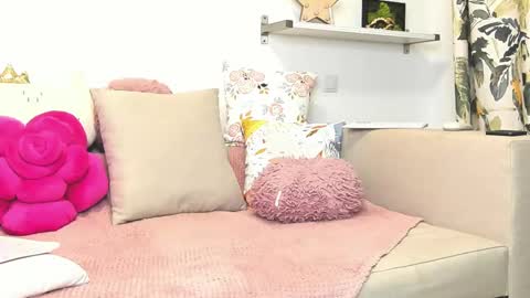 Snapshot of hot69milf chatting on February 28, 3:15 am hot69milf online show from February 28, 3:15 am