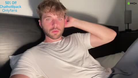 Snapshot of hot8pack01 chatting on September 9, 8:08 pm Edward aka Wolf online show from September 9, 8:08 pm