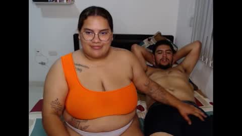 Snapshot of hot__husbands chatting on February 15, 5:30 am hot__husbands online show from February 15, 5:30 am